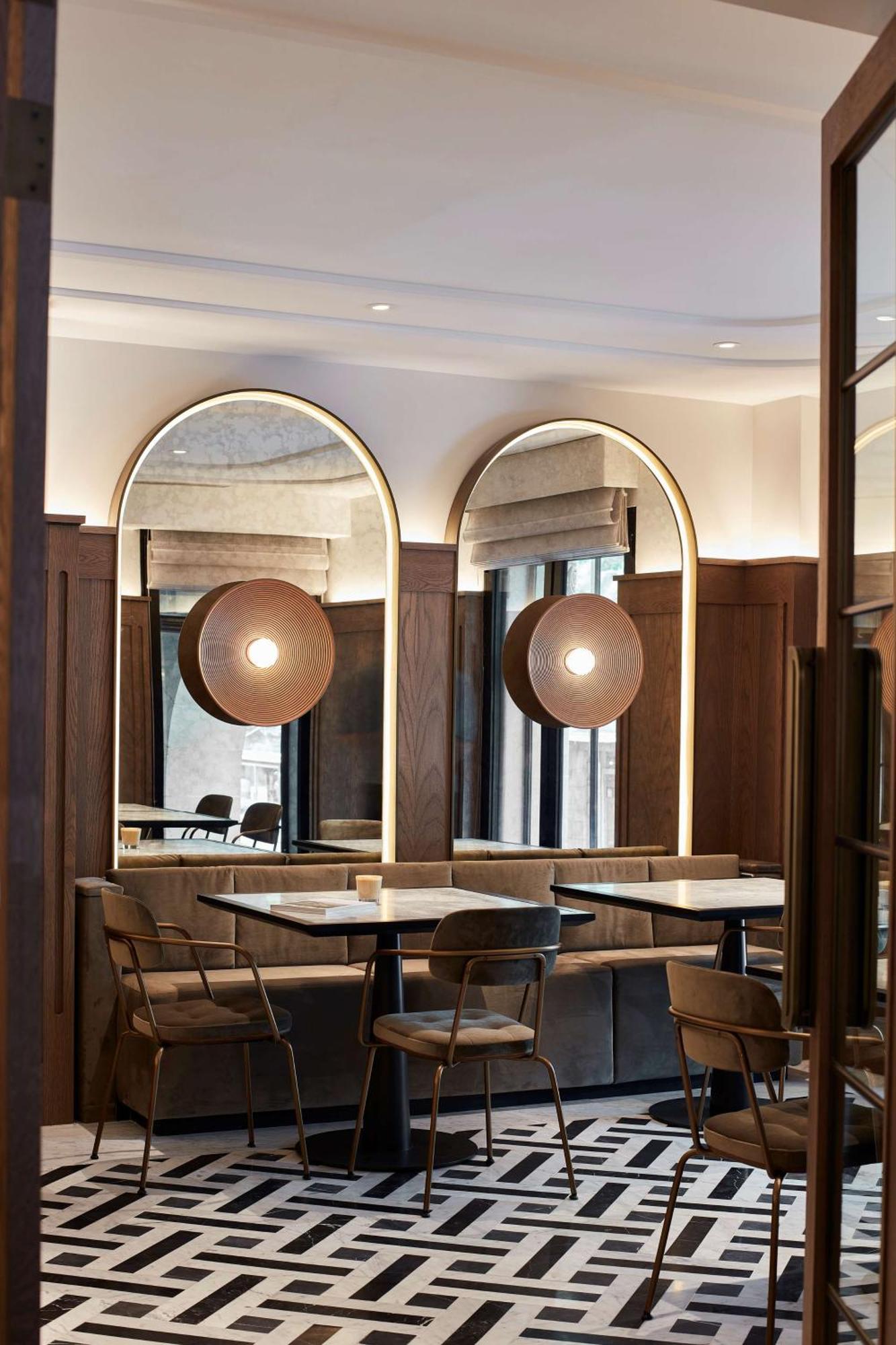 Hilton Melbourne Little Queen Street Exteriör bild The interior of the restaurant